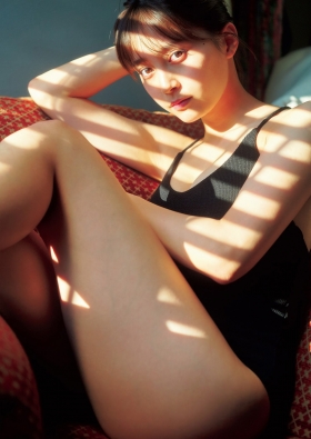 Koyama Leena Swimsuit Bikini 18 years old new challenge 007
