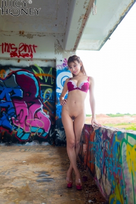 Kirara Asuka hair nude pictures flowery bikini flowery underwear022