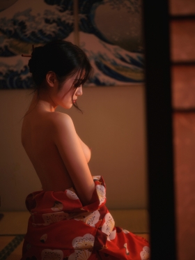 Izakaya hostess nude pictures bust top nipples025
