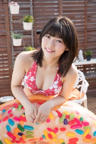 Risa Sawamura Floral Frilled Bikini023
