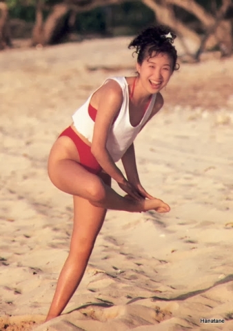Moriguchi Hiroko swimsuit bikini gravure 1985 debut014