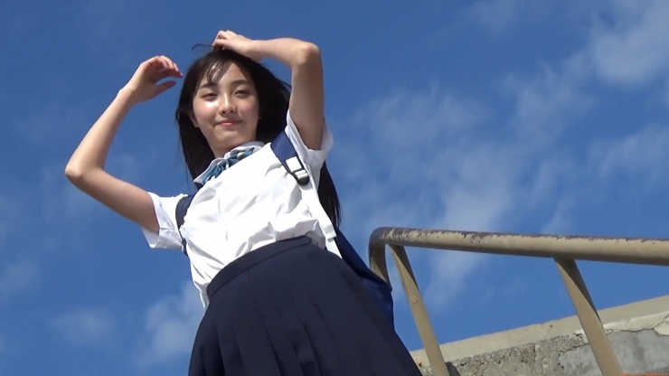 Rumika Fukuda First Swimsuit Large Rookie is a New High School Student010