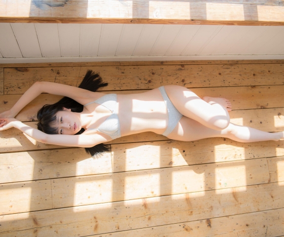 Rin Miyauchi Swimsuit Gravure Black Top Beautiful Girl Vol1019