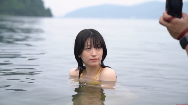 Temperature of Water Rei Kaminishi054