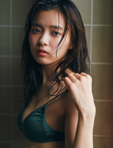 Yume Shinjo young actress who made her breakthrough in Kiramager007