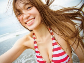 Aimi Iwamoto Swimsuit Gravure Current collegestudent 19 years old Vol3 Red and white bikini001