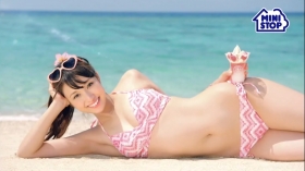 Mihana Hirose Bikini CM Mini Stop Halo Halo Nerin Milk Strawberry011