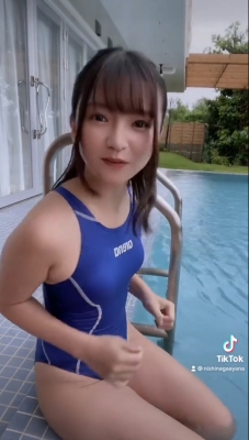 tiktok A cup Ayana Nishinaga swimming suit image blue arena arena011