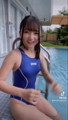 tiktok A cup Ayana Nishinaga swimming suit image blue arena arena013
