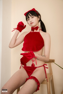 Red string bikini Korean girl039