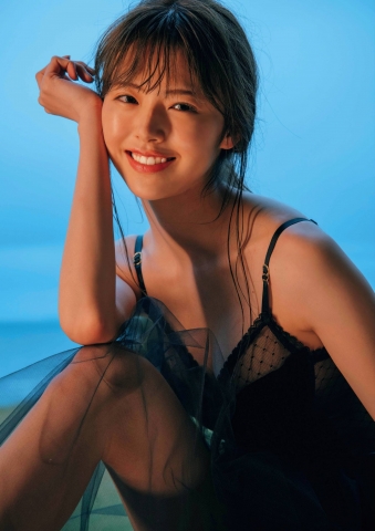 Yuka Suzuki in a fresh swimsuit004