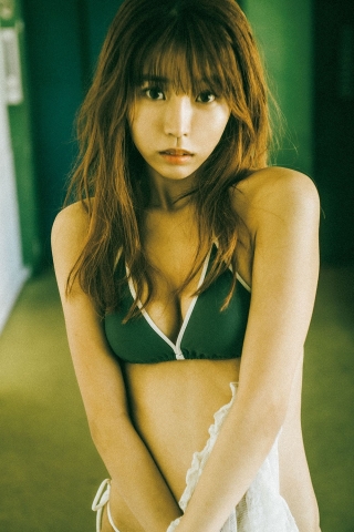 Sayaka Amano swimsuit bikini gravure The No1 body of the delivery queen001