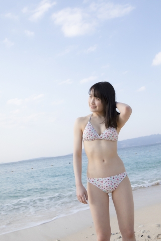 Chisaki Morito Morning Musume To the sea015