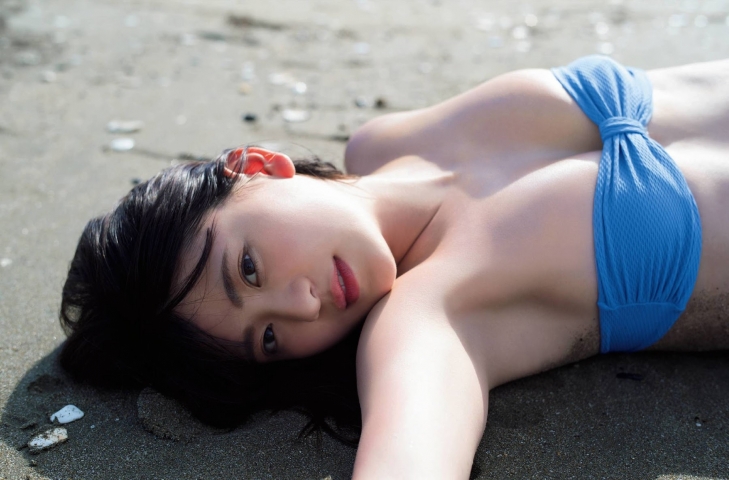 Nanmi Yamada bikini looks great on a summer girl003