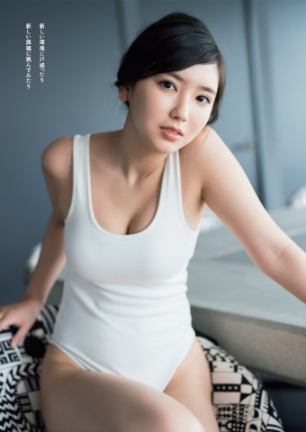 Aika Sawaguchi 18 years old royal swimsuit bikini gravure005
