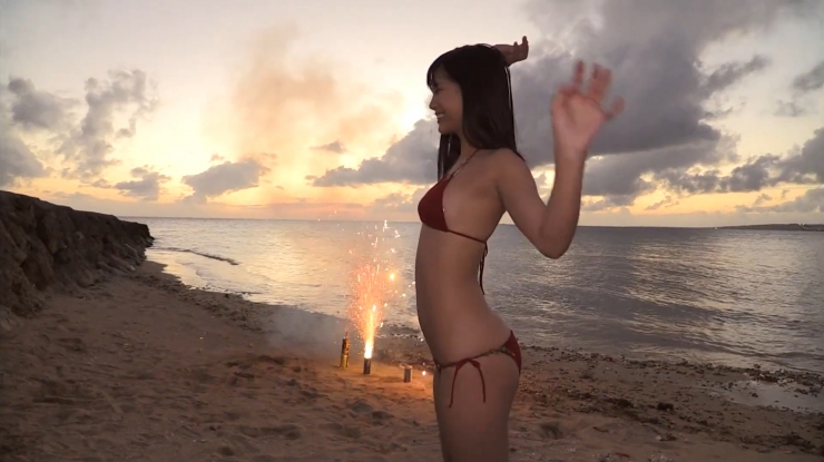 Nanami Sakira Healthy Red Swimsuit Bikini Fireworks Sunset Sea Beach062