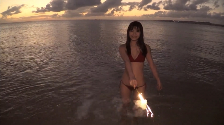 Nanami Sakira Healthy Red Swimsuit Bikini Fireworks Sunset Sea Beach070