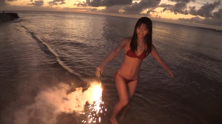 Nanami Sakira Healthy Red Swimsuit Bikini Fireworks Sunset Sea Beach077
