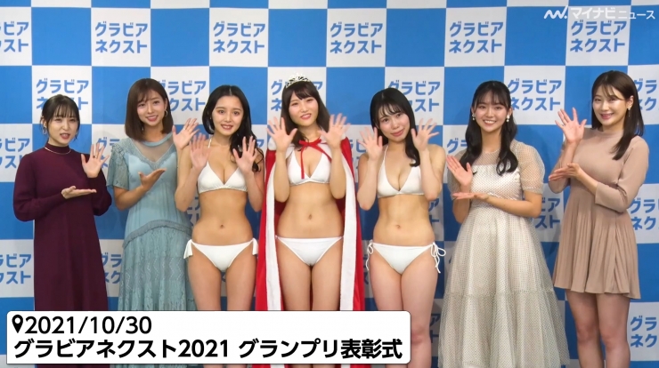 Gravure Next 2021 Press Conference White Swimsuit Bikini Lemon Graduates Hina Shimizu Yuki016