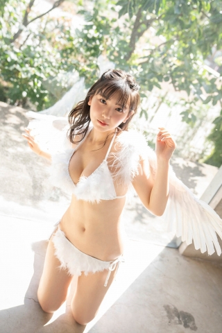 Aika Sawaguchi Angel Bikini004