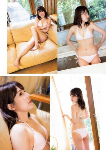 Haruka Hata Happy and embarrassed first swimsuit002
