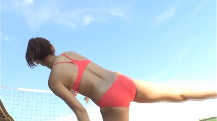 Ikumi Hisamatsu Beach volleyball in pink bikini067