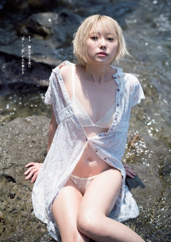 Kokoro Shinozaki swimsuit gravure taking the gravure world by storm as the savior of short blond hair003