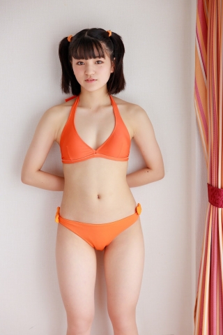 Hinako Tamaki Orange Bikini Swimsuit011