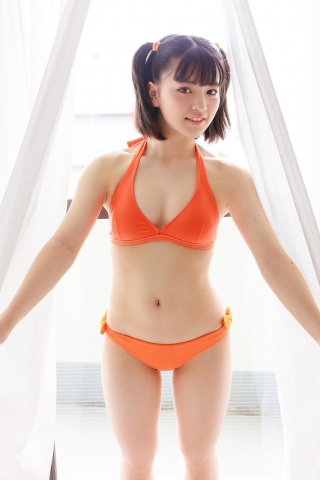 Hinako Tamaki Orange Bikini Swimsuit032