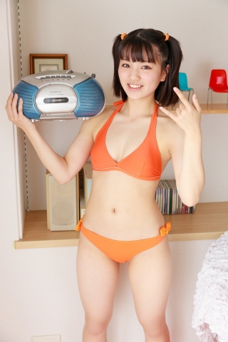 Hinako Tamaki Orange Bikini Swimsuit037