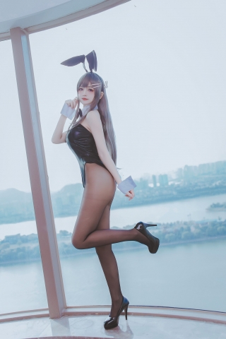 Mai Sakurajima Bunny Girl b041