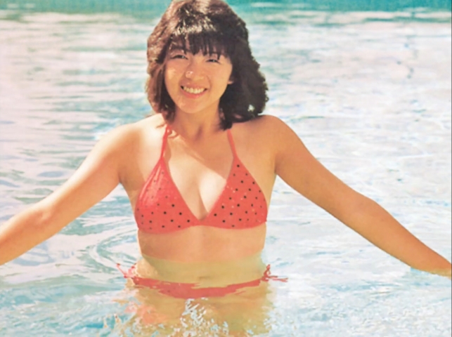 Kaori Shimura Swimsuit Bikini019