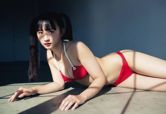 Hinata Matsumoto Bikini009