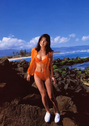 Yoshie Okuyama swimsuit bikini006