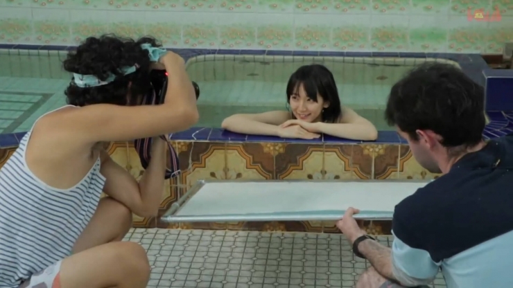 Riho Yoshioka bathhouse swimsuit photo shoot102