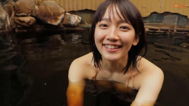 Riho Yoshioka bathhouse swimsuit photo shoot171