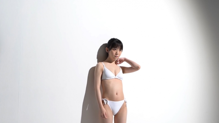 Ayumi Nii White Swimsuit White Bikini h015