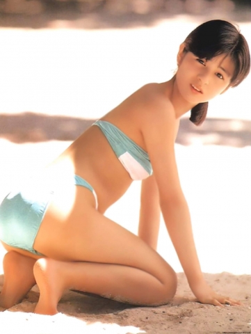 Ryoko Sano swimsuit bikini019