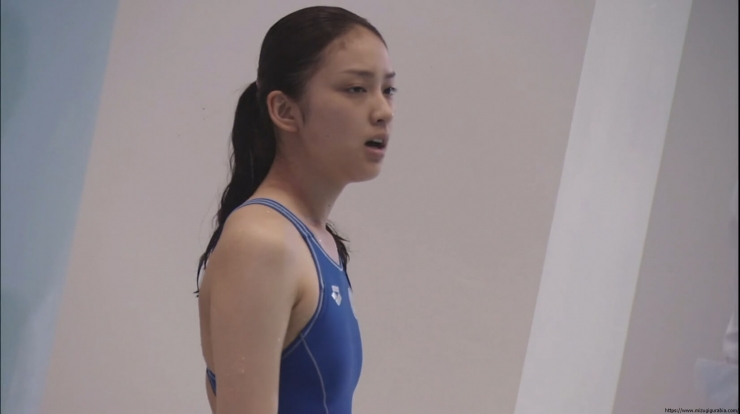 Takeemi Swimming Race Swimsuit GOLD Drama044
