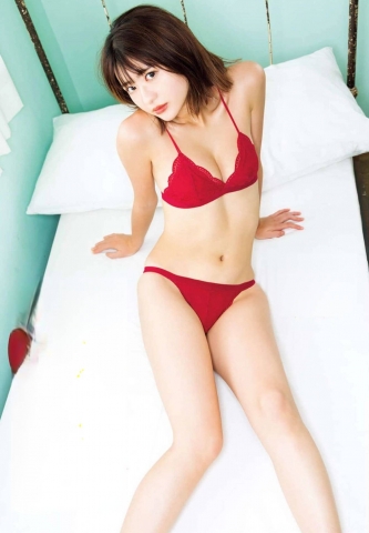 Minami Yamada swimsuit bikini002