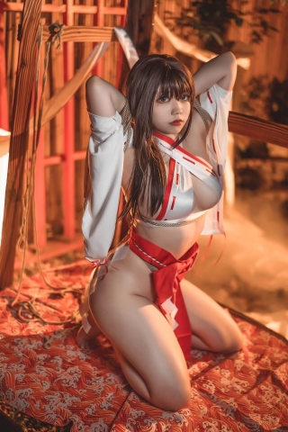 Rope and Shrine Maiden Sexy Cosplay gg002
