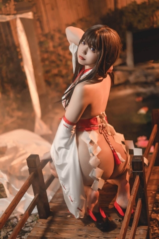 Rope and Shrine Maiden Sexy Cosplay gg011