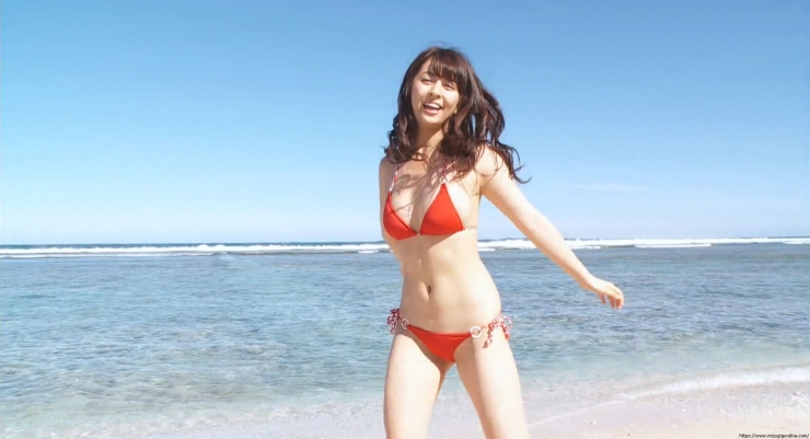 Yurina Yanagi Oranje Bikini122