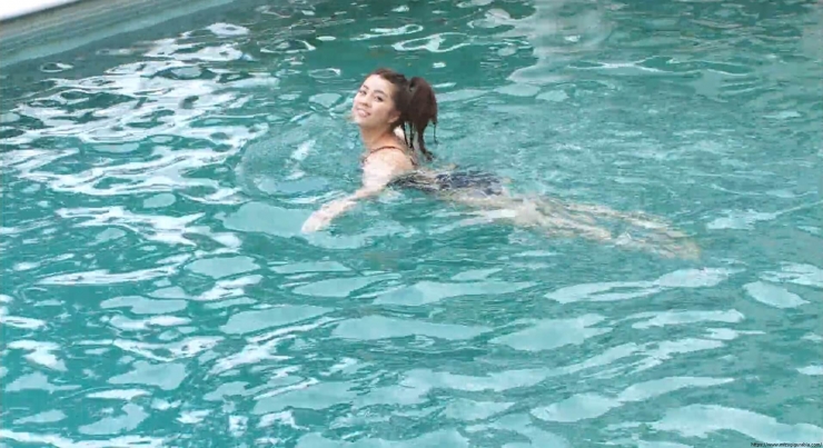 Yurina Yanagi zwempak　o035