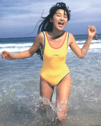 Junko Kawada Swimsuit Bikini014