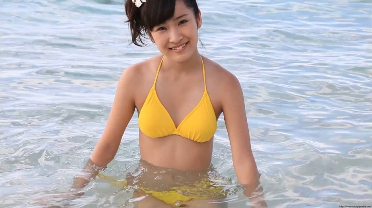 Kaede Hashimoto Yellow Bikini BeachAina misaki 26 years old nude116