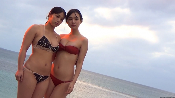  Masaya Yamaoka Kiki Amano swimsuit bikini88075