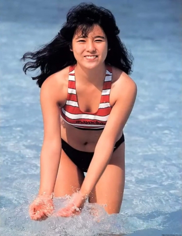 Miki Ito Swimsuit Bikini002