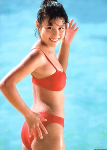 Miki Ito Swimsuit Bikini017