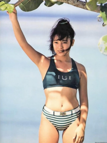 Miki Ito Swimsuit Bikini037